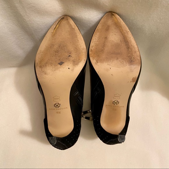 ✨EUC Ann Taylor Lisa Genuine Leather with Suede Studded Booties - Picture 5 of 6